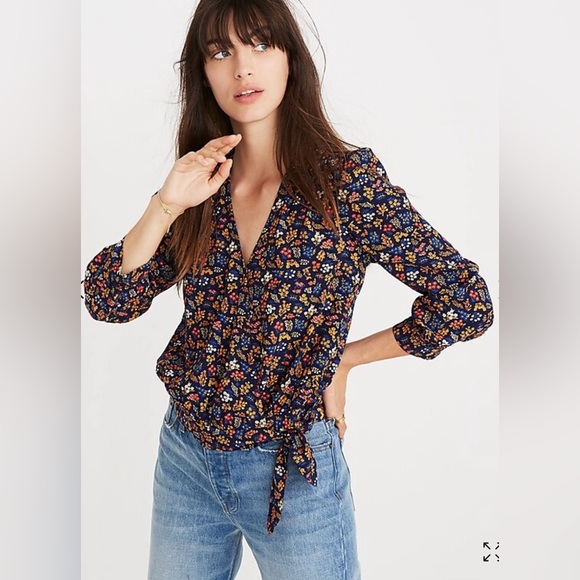 Madewell- Wrap top‎ in Garden Party- Small - Picture 1 of 8